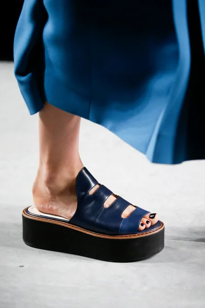 Look 43